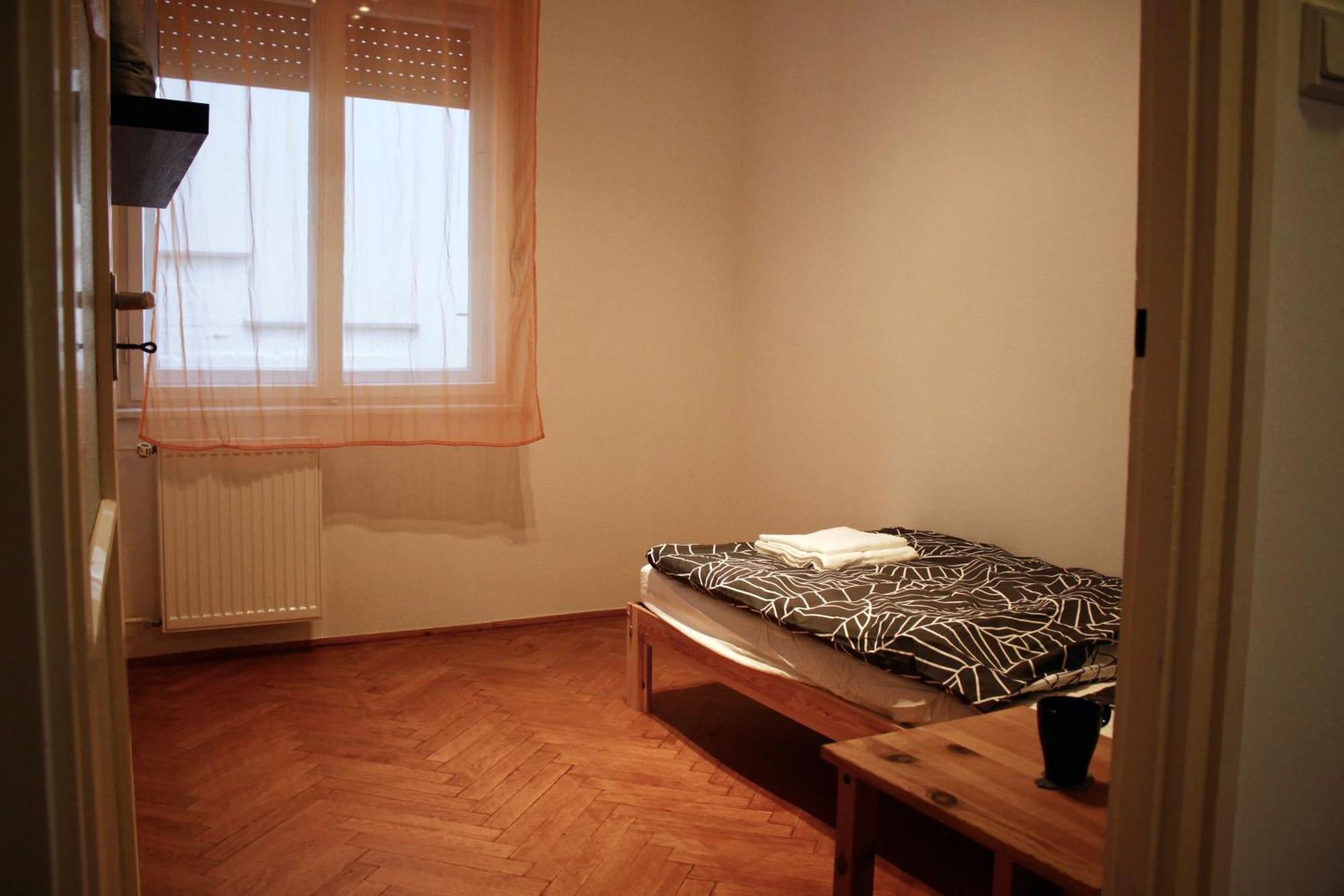 Castle Stallion Apartment